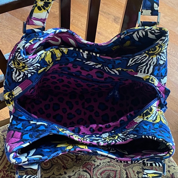 Vera Bradley Tote .❤️ - Picture 5 of 6